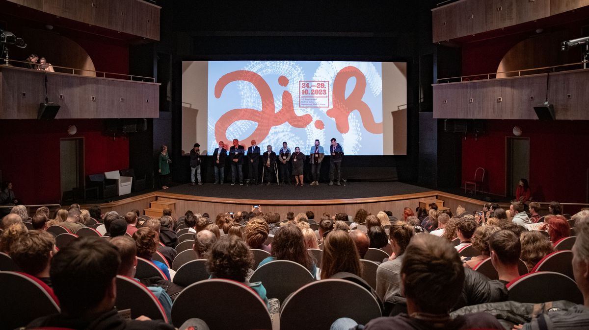Delší festival dokumentu láká do Ji.hlavy na výhodné vstupné i na debaty